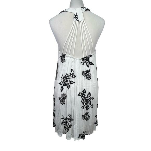 NEW My Michelle White and Black Embroidered Floral Halter Mini Dress Medium - Picture 2 of 9